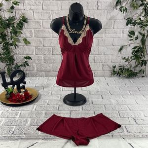 Women’s Bella Bloom Burgundy Classy Lace Top 2 Piece Sleep Set (M) DD08
